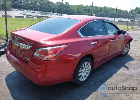 2014 Nissan Altima 2.5 S из США, поврежденный, VIN 1N4AL3AP1EC426235